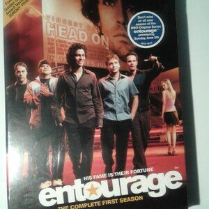 New! Entourage: The Complete First Season Includes DVD Bonus Features